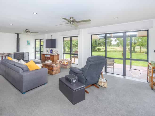 695A Gordonton Road, Gordonton