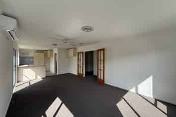 2/9 Godley Street, Waterloo