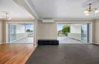 10 Willis St, Mount Albert