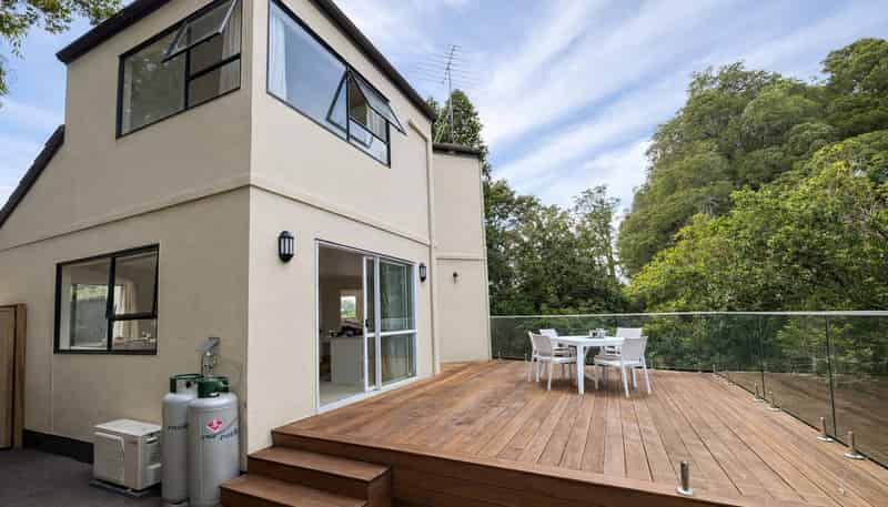 4/11 Waratah Street, Birkenhead