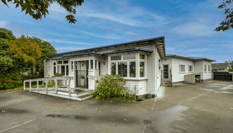 14  Middle Road, Havelock North