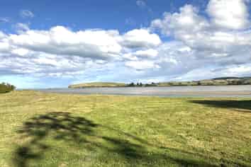 290 Newhaven Road, OWAKA