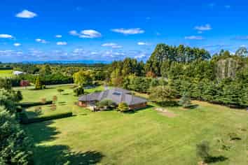 827 Sandy Knolls Road, West Melton