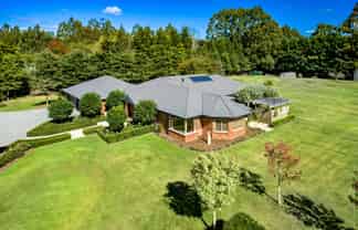 827 Sandy Knolls Road, West Melton