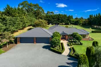 827 Sandy Knolls Road, West Melton