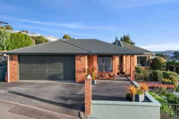 74 Tresillian Avenue, Marybank