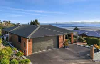 74 Tresillian Avenue, Marybank