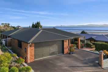 74 Tresillian Avenue, Marybank