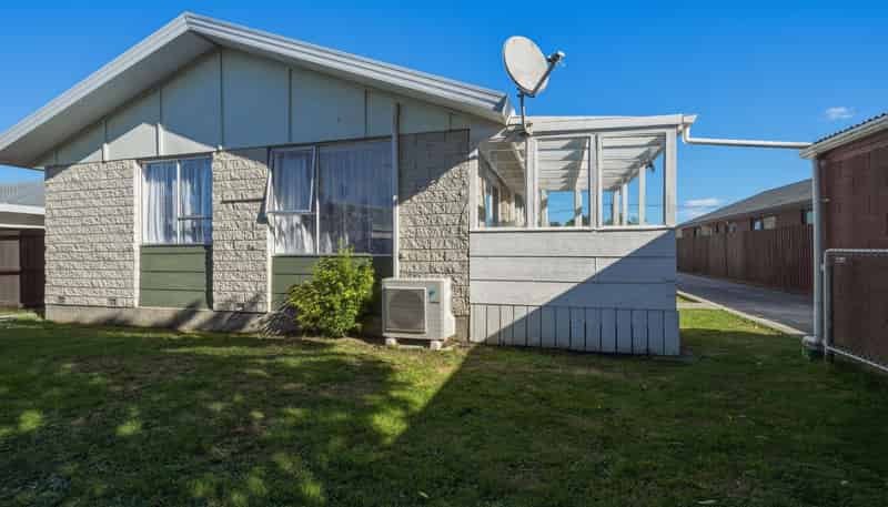 2/202 Sawyers Arms Road , Casebrook