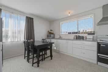 2/202 Sawyers Arms Road , Casebrook