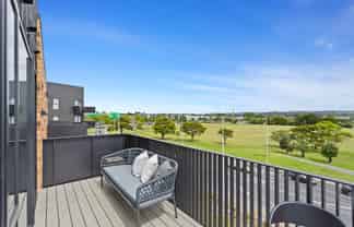 6 Rauroa Lane, Hobsonville