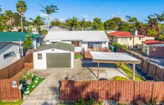 13A Ward Crescent, Te Atatu Peninsula