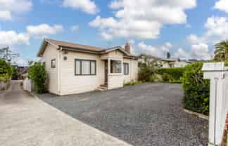 92 Ash Street, Avondale