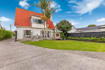 36 Boyd Avenue, Royal Oak