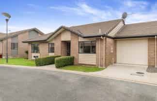 34 Royalle Mews, Botany Downs