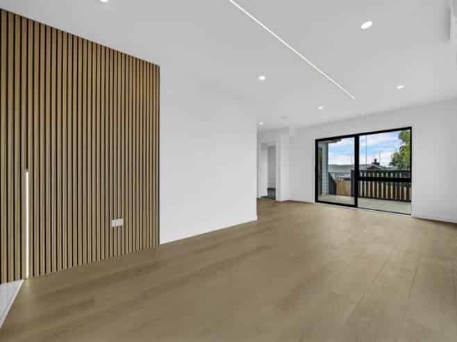 4C & 4D Glenmore Road, Sunnyhills