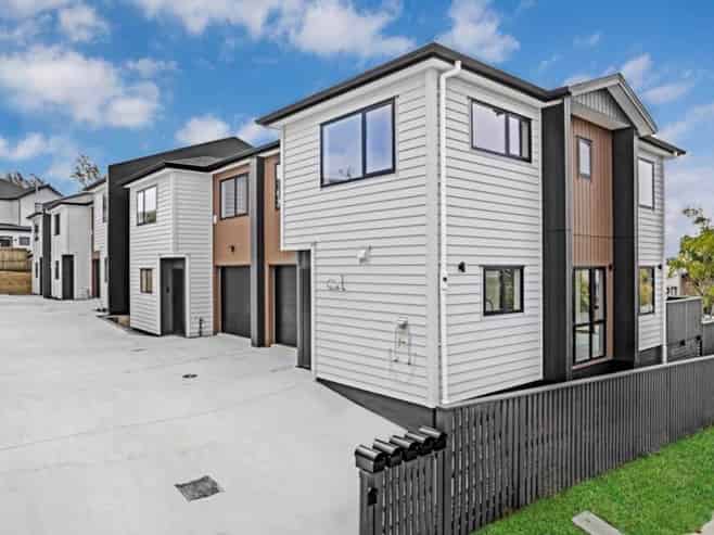 4C & 4D Glenmore Road, Sunnyhills