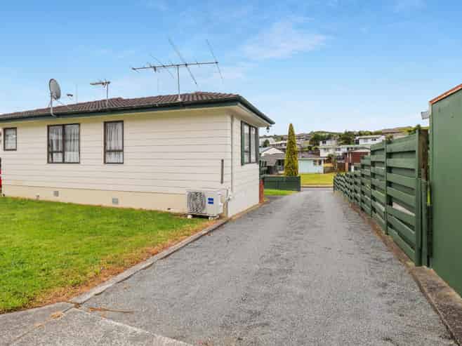 12 Blueberry Grove, Timberlea