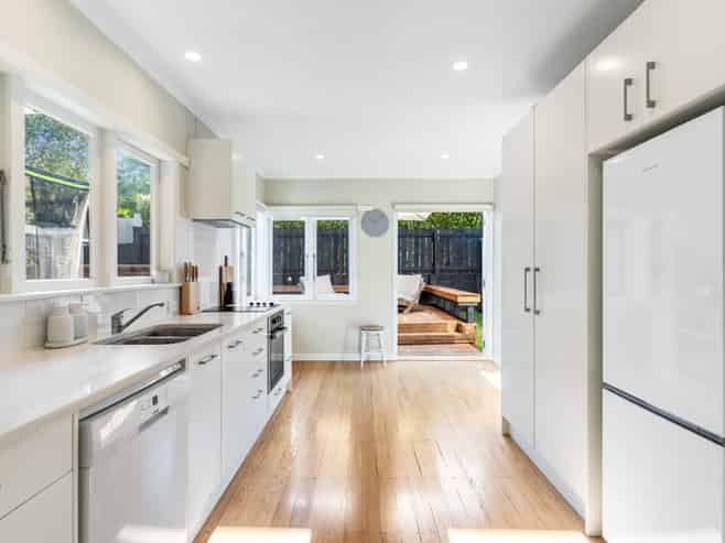 7 Kenmure Avenue, Forrest Hill