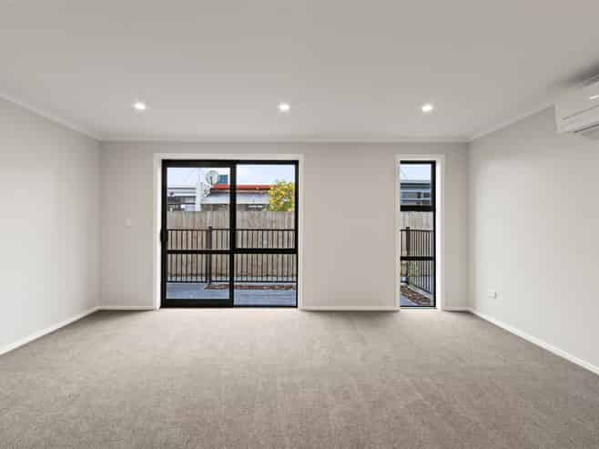 8/48 Wellington Street, Hamilton East