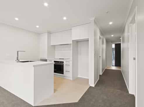 8/48 Wellington Street, Hamilton East