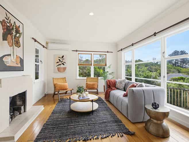 9 Victory Crescent, Tawa