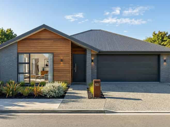 31 Saddleback Drive, Richmond Heights