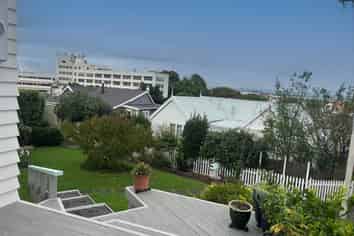 100 Vanguard Street, Thames