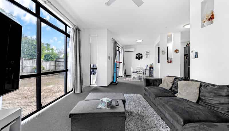 44/2 Armoy Drive, East Tamaki
