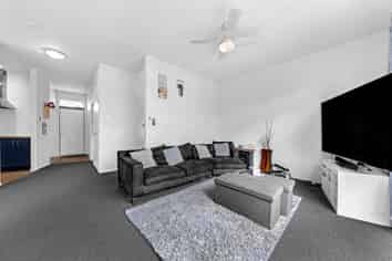 44/2 Armoy Drive, East Tamaki