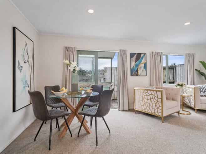 5A  Yeoman Place, Howick