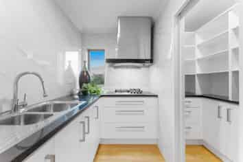 21 Lagonda Rise, Oteha