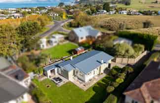 131 Grimness Street, Karitane