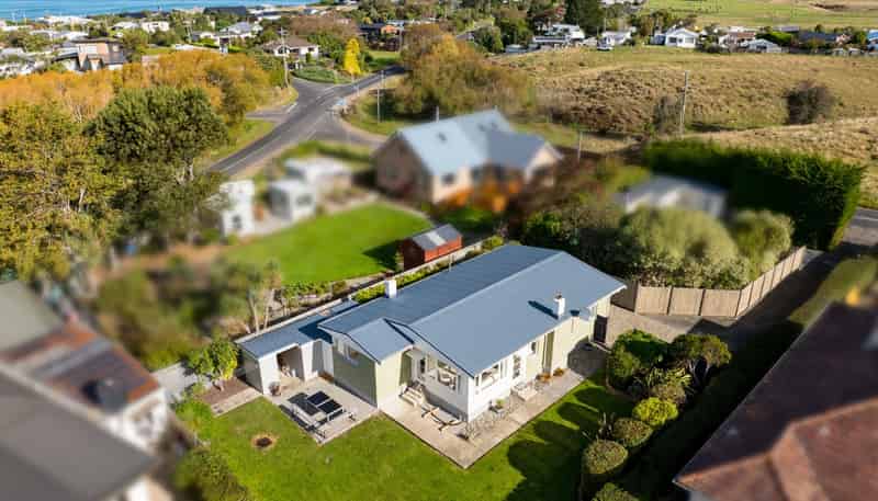 131 Grimness Street, Karitane