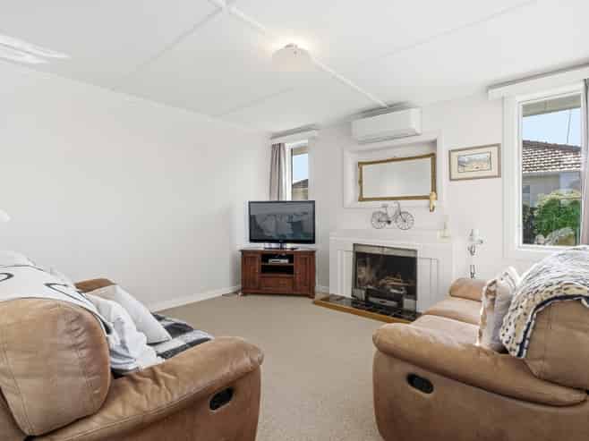 131 Grimness Street, Karitane