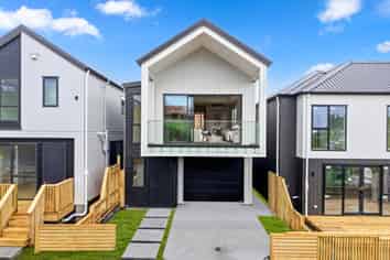 4 Tikati Rise, Long Bay