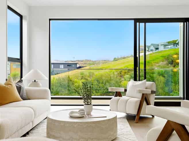 4 Tikati Rise, Long Bay