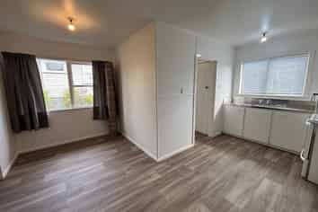 37 Ferguson Road, Otara