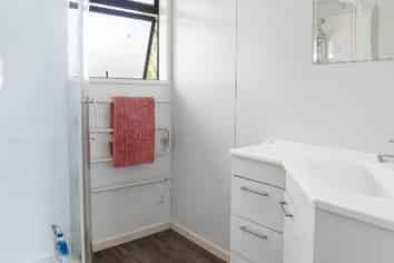 2 Austin Place, Cromwell