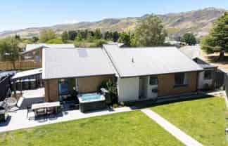 2 Austin Place, Cromwell