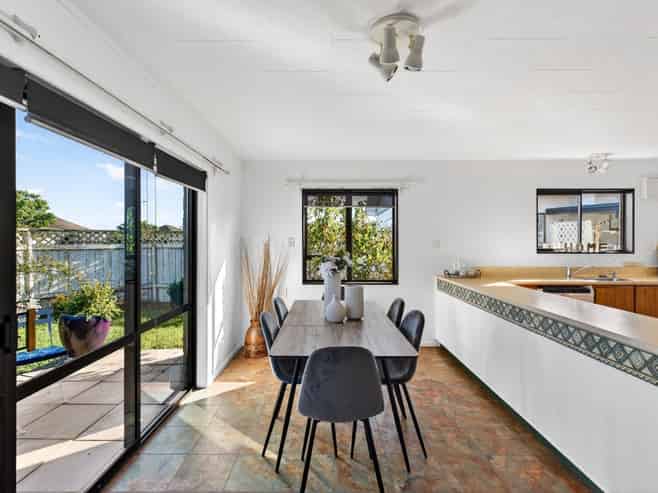 26 Flanders Avenue, Onekawa