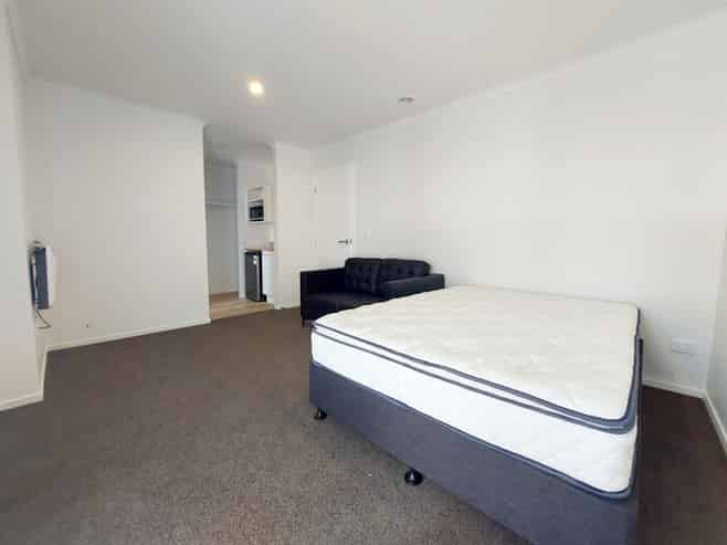 8B/150 Te Rapa Road, Beerescourt