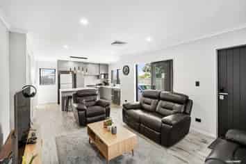 211A Finlayson Avenue, Clendon Park