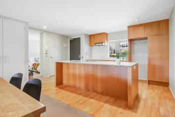 207/252 Centreway Road, Orewa