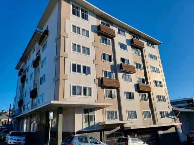 409/12 Martin Square, Te Aro