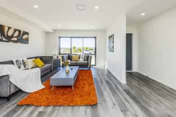 55A Soaring Bird Drive, Takanini