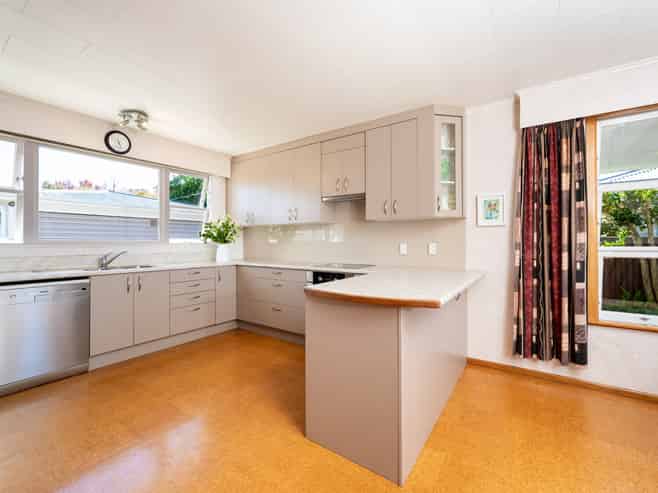 710 Rainbow Avenue, Parkvale