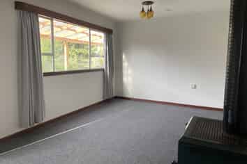 1711 South Hillend Dipton Road, Dipton