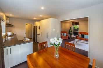 11a Galway Avenue, Bryndwr