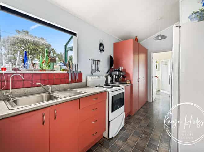 14 Woodland Road, Maungaturoto